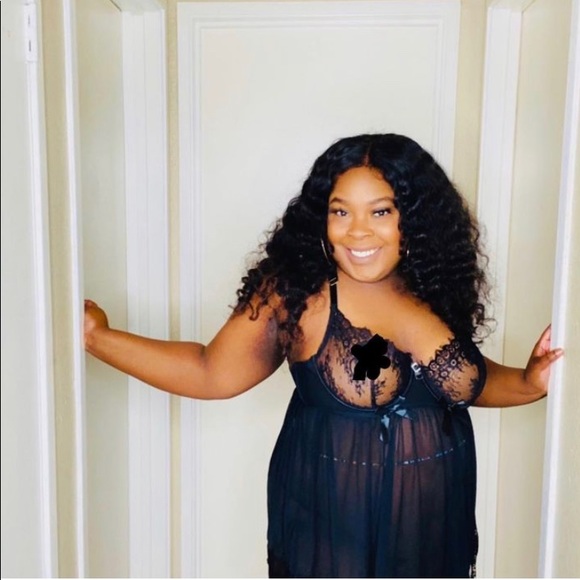 After Dark Lingerie Set - Picture 2 of 3